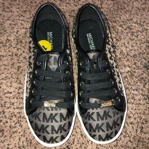 Girls Michael Kors Logo Sneakers